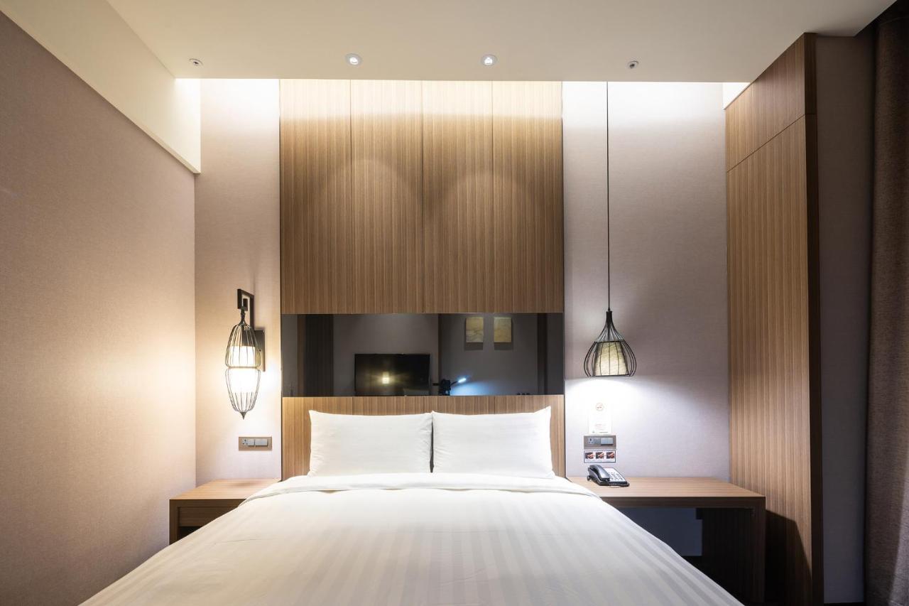 โฮเต็ล อินเทรนดี้ Hotel Taishan ภายนอก รูปภาพ