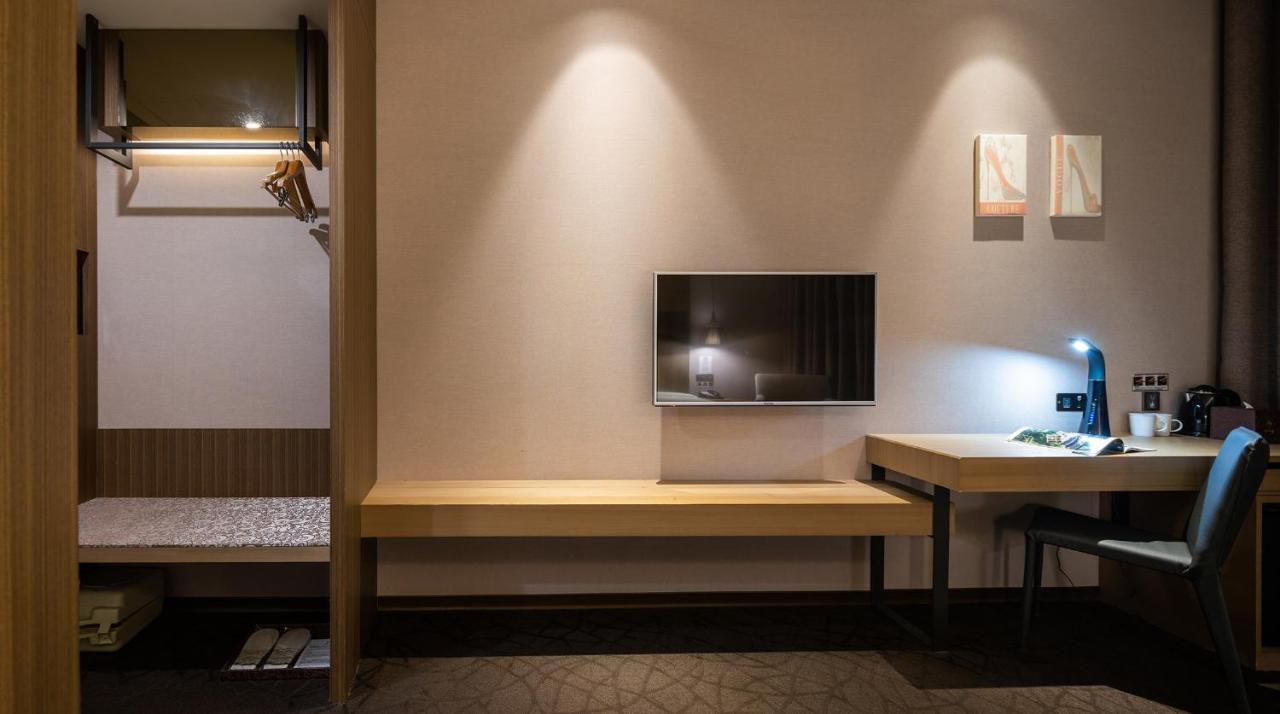 โฮเต็ล อินเทรนดี้ Hotel Taishan ภายนอก รูปภาพ